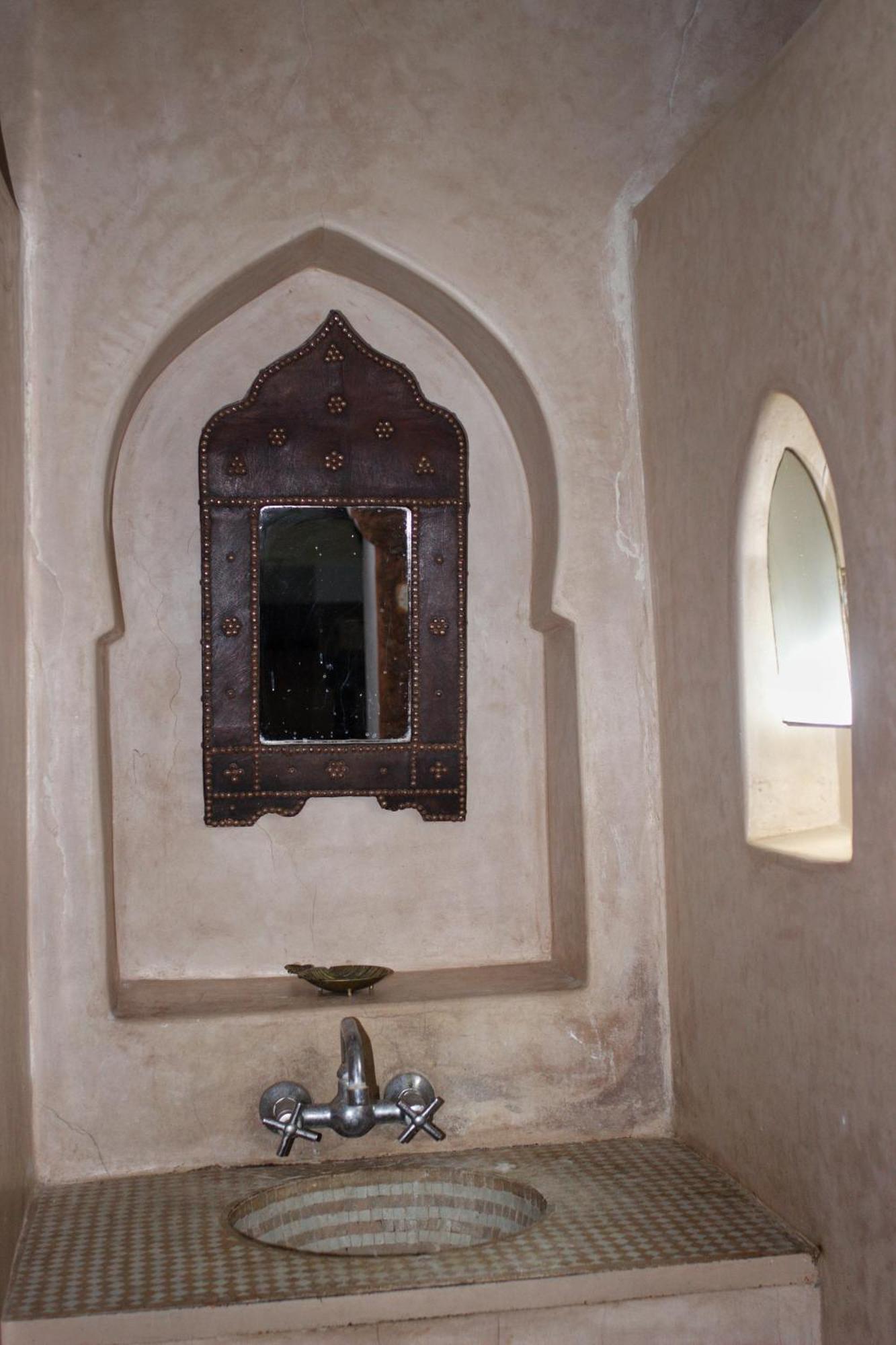 Riad Ahfir ทารัวแดนท์ ภายนอก รูปภาพ