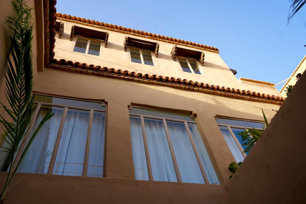 Riad Ahfir ทารัวแดนท์ ภายนอก รูปภาพ