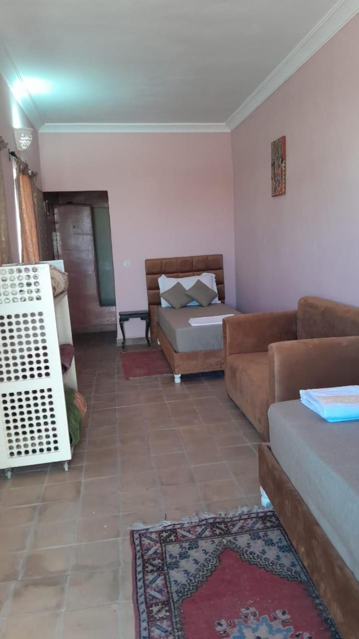 Riad Ahfir ทารัวแดนท์ ภายนอก รูปภาพ